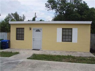12861 Green Ave, Miami, FL 33167