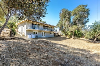 25739 Hillcrest Ave, Escondido, CA 92026