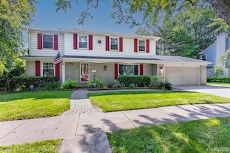 20740 Marter Rd, Grosse Pointe Woods, MI 48236