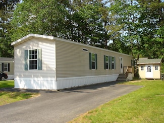 46 Pheasant Rd, Saco, ME 04072