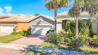 15724 Aurora Lake Cir, Wimauma, FL 33598