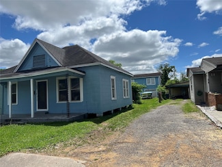 965 Cartwright St, Beaumont, TX 77701