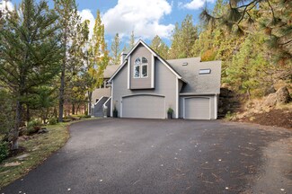 1690 NW City View Dr, Bend, OR 97701