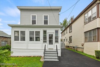 41 Hampton St, Albany, NY 12209