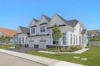 140 Celine Ln Unit 12, Yaphank, NY 11980