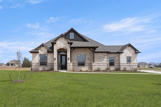 6013 Valley View Dr, Joshua, TX 76058
