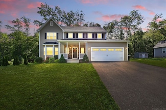 6 Dylan Dr, Suffield, CT 06078