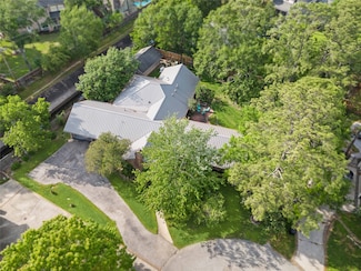 12022 Surrey Ln, Houston, TX 77024