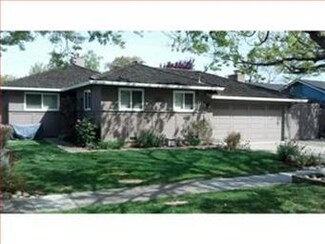 4858 Kinghurst Dr, San Jose, CA 95124
