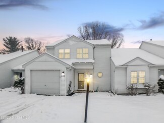 1133 Spearhead Dr, Schenectady, NY 12302