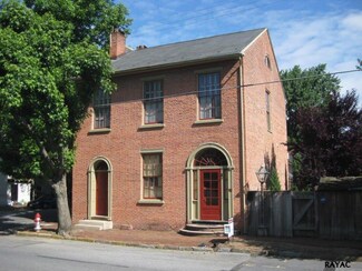 104 E Front St, Marietta, PA 17547