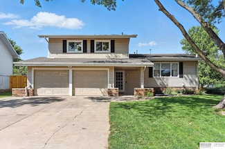 12806 Emiline St, Omaha, NE 68138