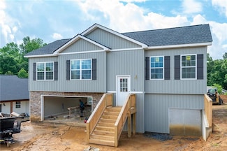 116 Westview Dr SW, Calhoun, GA 30701