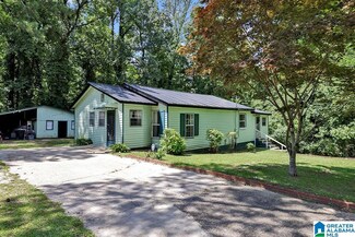 1611 Elizabeth St, Gadsden, AL 35903