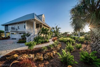 218 Daniel Dr, Sanibel, FL 33957