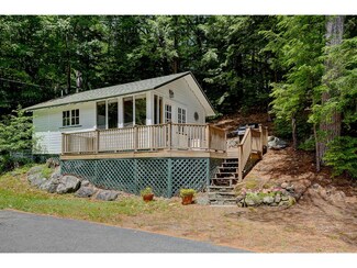 7 Sleepy Hollow Ln, Hebron, NH 03241