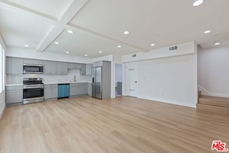 2057 S Garth Ave Unit B, Los Angeles, CA 90034