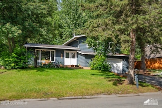 2560 Glenkerry Dr, Anchorage, AK 99504
