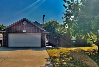 1002 Mahar Dr, Perkins, OK 74059