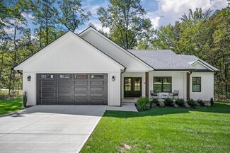 13 Ashford Place, Crossville, TN 38558