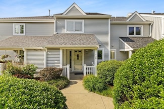 126 Westcliff Dr Unit 126, Plymouth, MA 02360