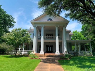 601 E Hodges St, Palestine, TX 75801