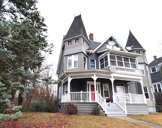 298 Main St, Springfield, MA 01105