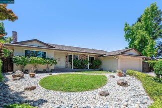 67 Corte Del Sol, Moraga, CA 94556