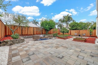824 Acacia Ave, Sunnyvale, CA 94086