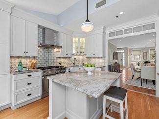 92 Warren St Unit W1, Charlestown, MA 02129
