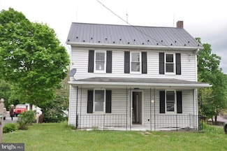 10763 Path Valley Rd, Fannettsburg, PA 17221
