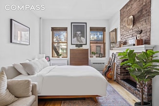335 W 21st St Unit 3RE, New York, NY 10011