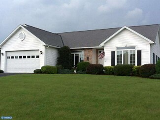 1910 Clydesdale Dr, Mohrsville, PA 19541