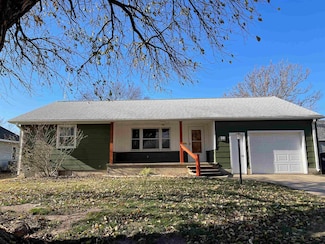 605 Old Main St, Newton, KS 67114