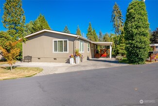 8370 Harborview Rd Unit 9, Blaine, WA 98230
