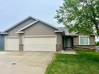 829 Dubuque Blvd, Zumbrota, MN 55992