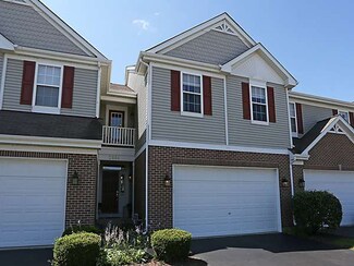 2684 Lorraine Cir, Geneva, IL 60134