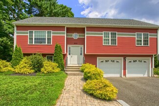 205 Dutcher St, Hopedale, MA 01747