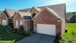 124 Whispering Pines Cir Unit B, Louisville, KY 40245