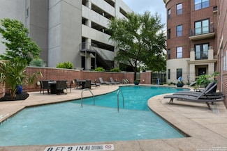 215 N Center Unit 206, San Antonio, TX 78202