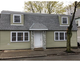 41 Parrott St, Lynn, MA 01902