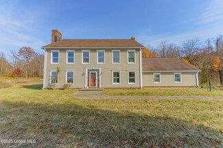 468 Snake Hill Rd, Poestenkill, NY 12140