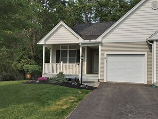 14 Stockbridge St Unit A, Webster, MA 01570