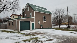 1018 E Easterday Ave, Sault Sainte Marie, MI 49783