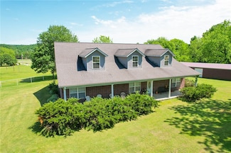 16745 E 567 Rd, Colcord, OK 74338