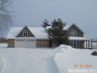 1673 250th St, Emerald, WI 54013