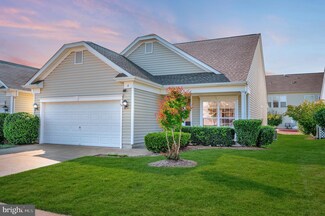 6 Lucketts Dr, Fredericksburg, VA 22406