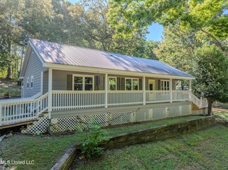1034 Graham Rd, Coldwater, MS 38618