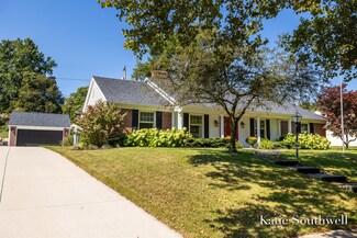 1231 Woodshire Ave SE, Grand Rapids, MI 49506