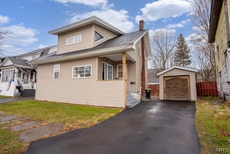 4 Spruce St, Ilion, NY 13357